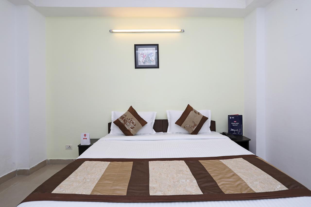 Oyo 11392 The Hotel Grand Hospitality โนอิดา ภายนอก รูปภาพ